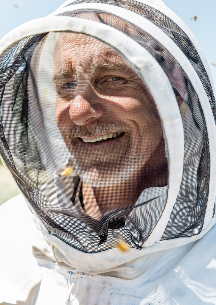 Handwerker Portraits: Imker mit Haube