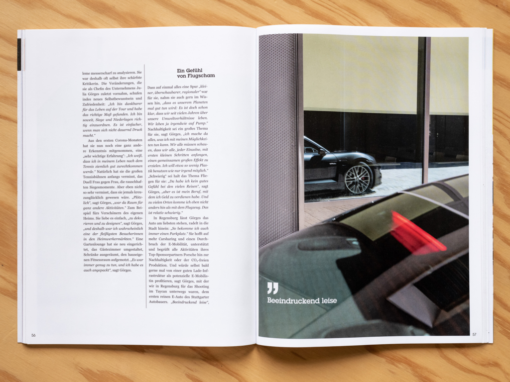 Julia Görges, Ex-Tennisprofi und Porsche Markenbotschafterin. Fotografiert für Elecrified Magazin mit einem Porsche Taycan.