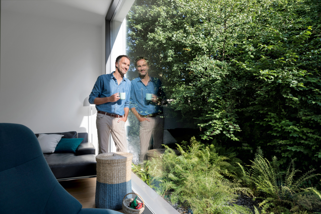 People Shooting in einer Villa mit Schüco Fenstern