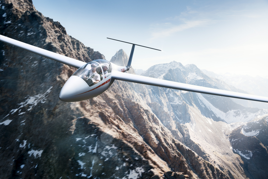 CGI-Sailplane in the Alps