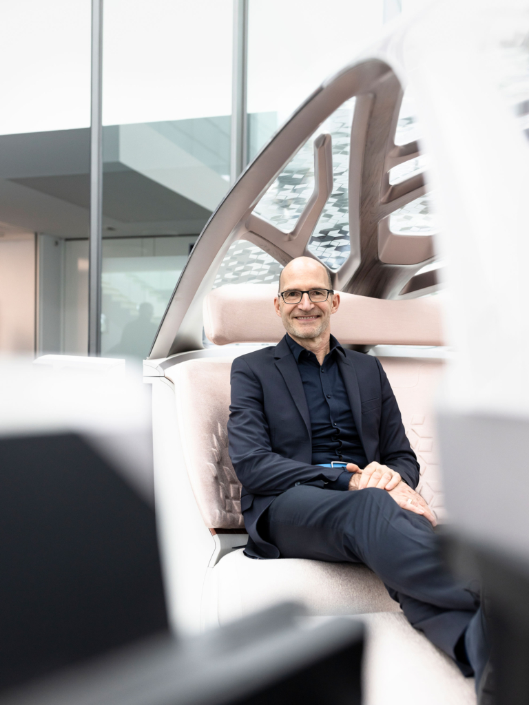 Klaus Zyciora, VW-Chefdesigner für Electrified Magazin