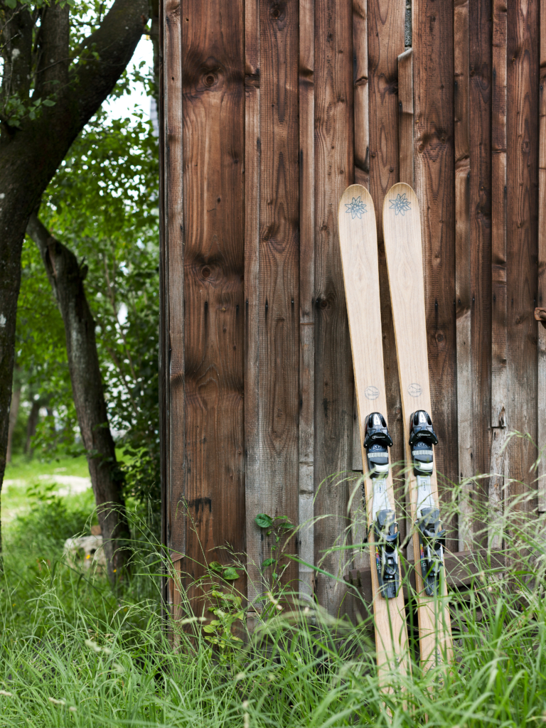 Holzski-Manufaktur auf der Schwäbischen Alb, eine Fotostrecke für das Mazda Magazin