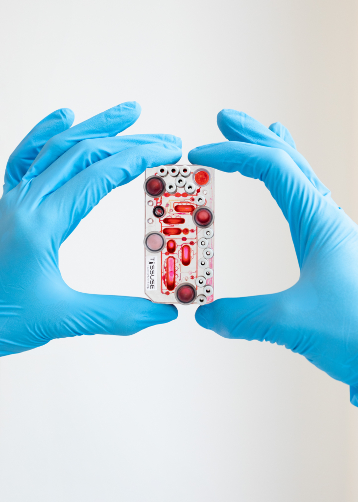 Fotostrecke für das Terra Mater Magazin über die Berliner Firma TissUse und ihr Projekt Human-on-a-Chip, eine Nachbildung des menschlichen Organsystems im Miniaturformat